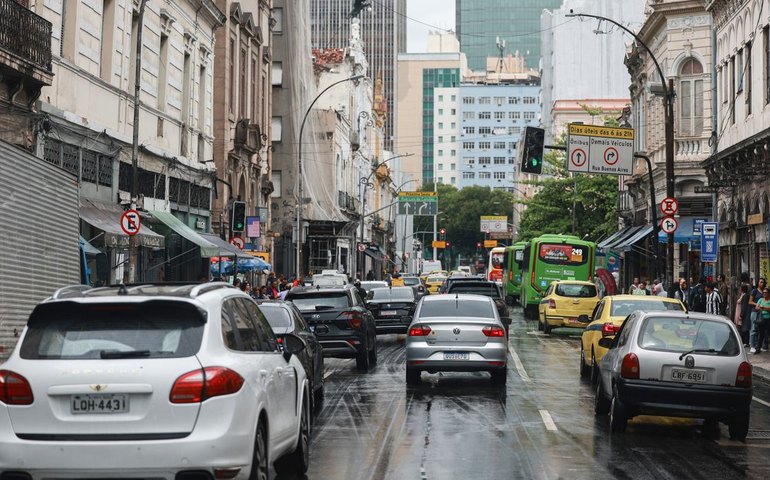 Congresso isenta IPVA de veículos com mais de 20 anos