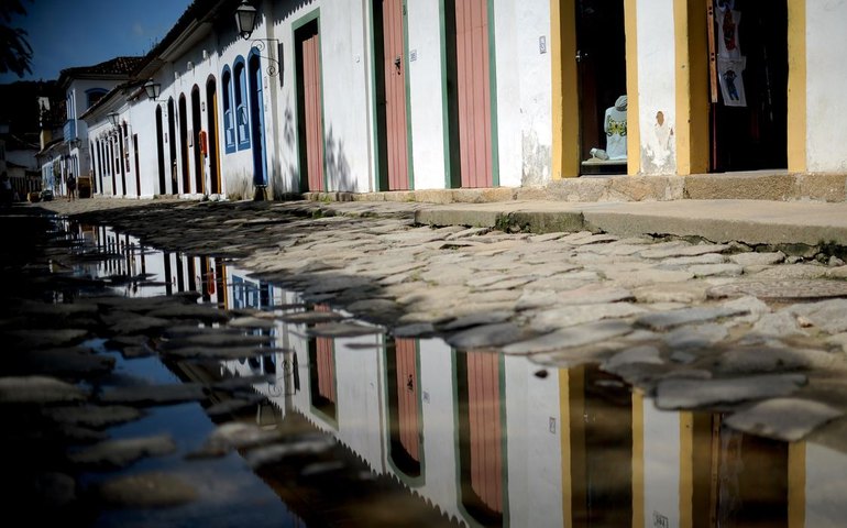 Paraty recebe Festival de Arte da Palavra com programação literária