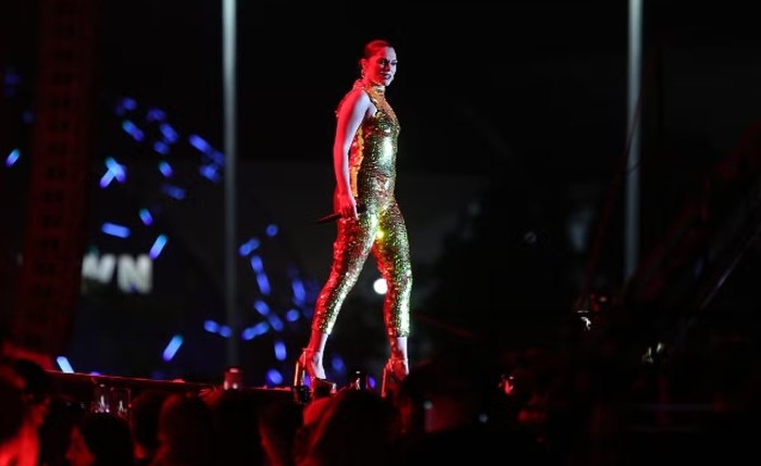Jessie J em apresentação de seu show