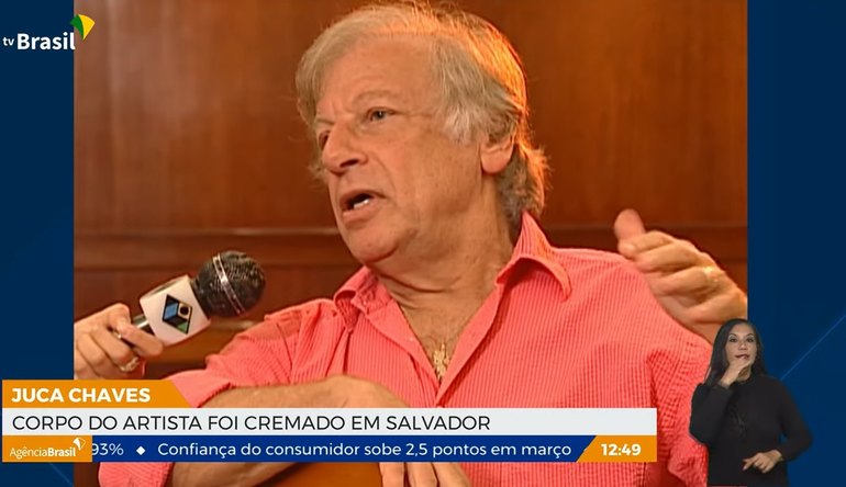 Corpo do músico Juca Chaves é cremado em Salvador