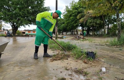 Dia do Gari: profissão essencial para o bem-estar e saúde de Maceió 