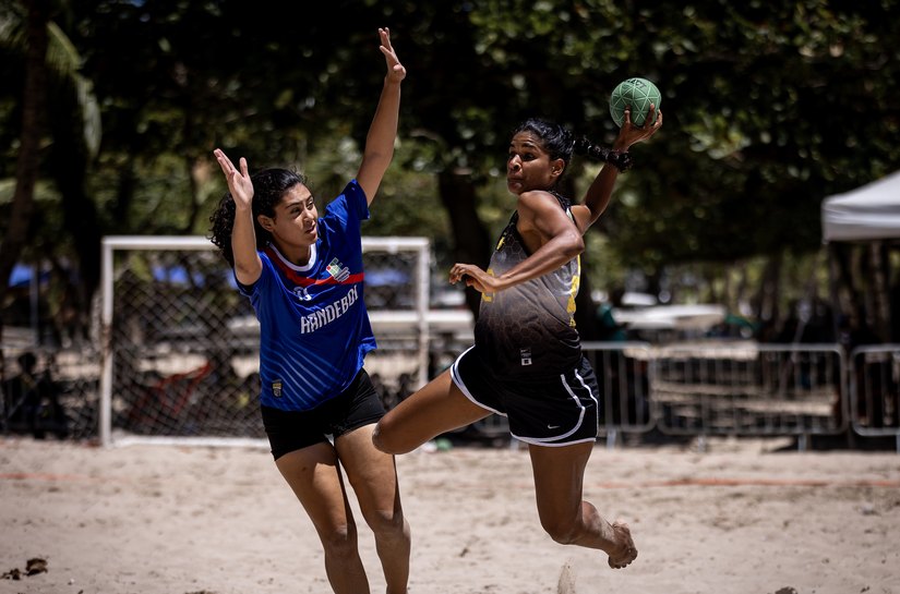 Jogos de Verão movimentam a praia da Pajuçara com esporte, lazer e integração