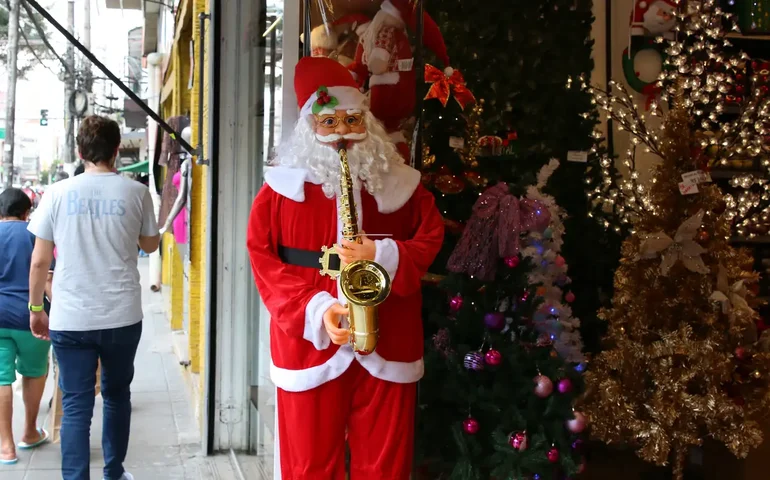 Oferta de vagas temporárias para o Natal será a maior em dez anos. Veja as áreas onde haverá mais demanda