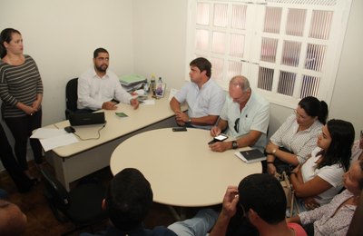 Procon sugere reavaliação do preço do combustível em Arapiraca