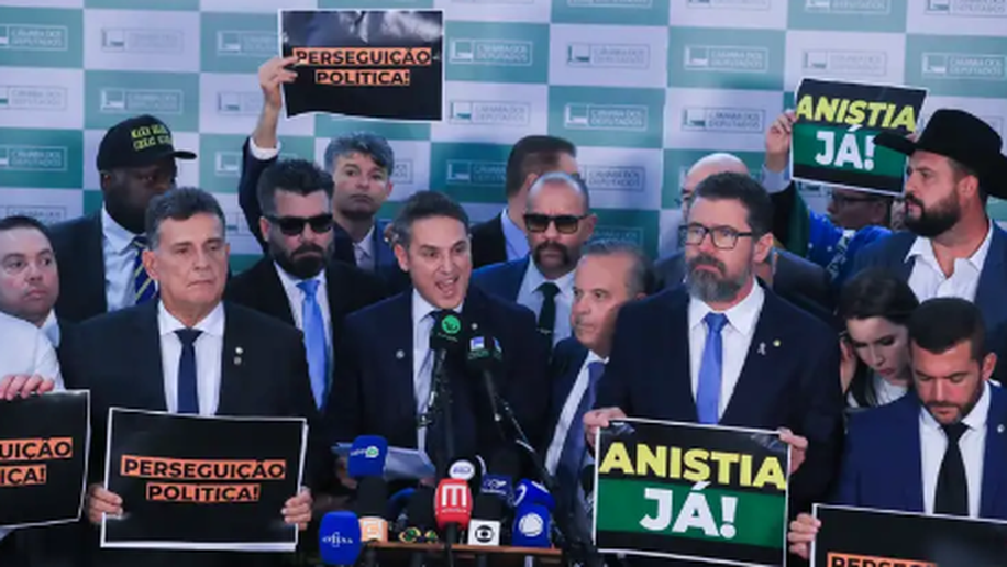 Aliados do governo defendem devido processo legal a golpistas
