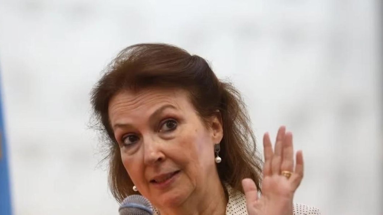 Chanceler do governo Milei se reúne com Mauro Vieira e entrega convite para Lula ir à posse