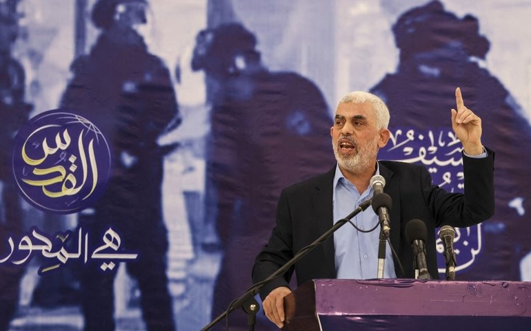 'Linha dura', condenado à perpétua, fluente em hebraico: saiba quem é o líder do Hamas que visitou reféns em Gaza