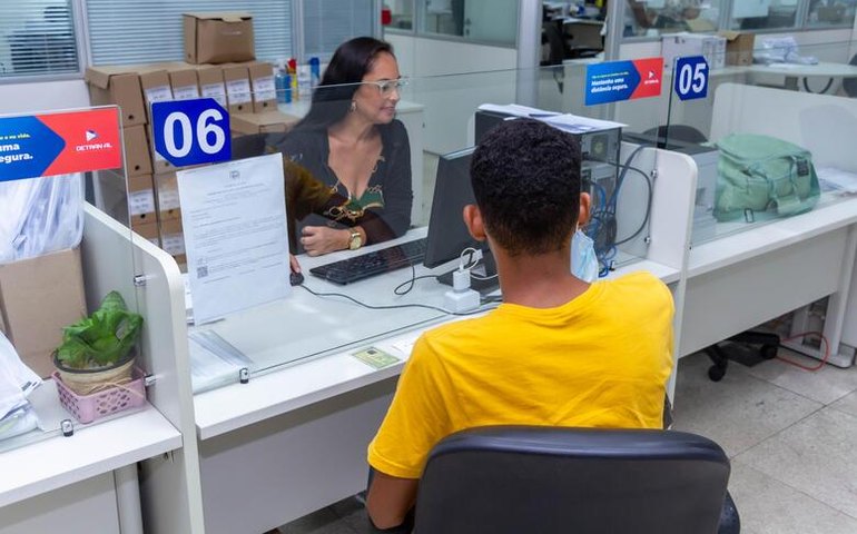 Veja como fica o atendimento do Detran durante o carnaval