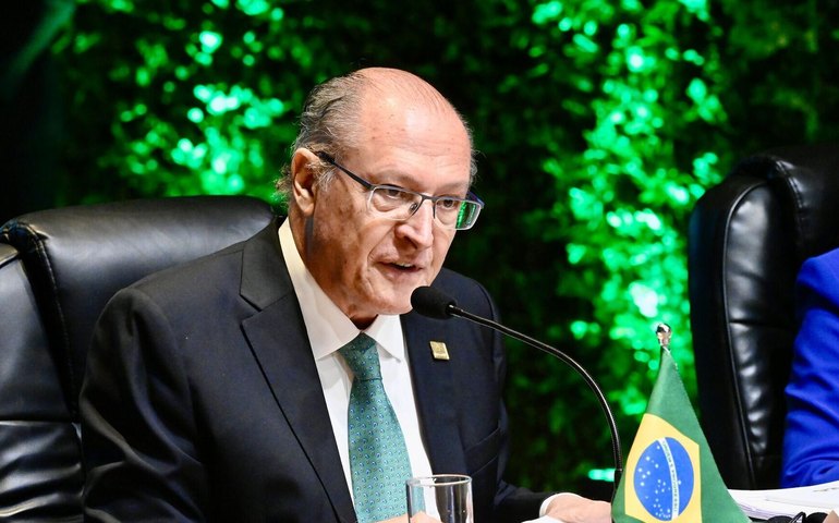 Alckmin parabeniza Trump e diz esperar relação de ganha-ganha com EUA