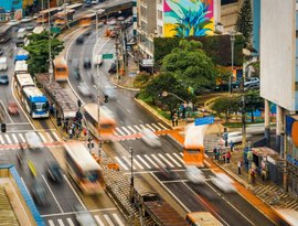 Falhas no transporte público no Nordeste impulsionam hashtags no X por direito ao voto