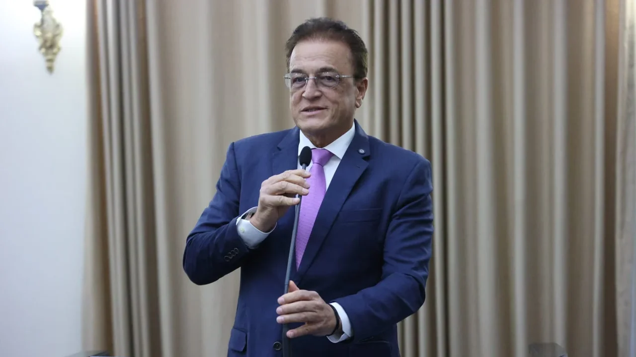 Galba Novaes propõe programa para oferecer medicamento contra obesidade grave pelo SUS em Alagoas