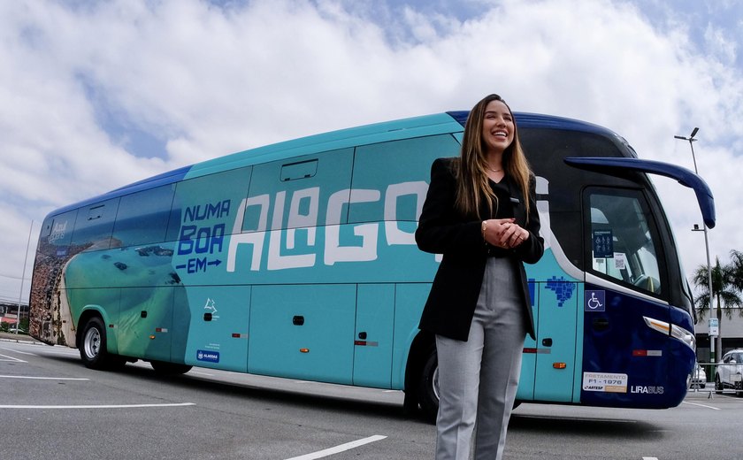 Alagoas lança ação de marketing e conquista novo voo com Azul Viagens em 1° dia da WTM