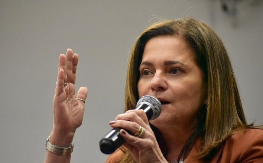 Quem é Lúcia França, vice de Tabata Amaral na disputa pela prefeitura de São Paulo?