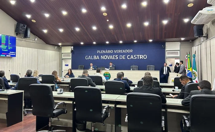 Discussão na Câmara sobre projetos encaminhados pelo Executivo que solicitam aval para empréstimos Discussão na Câmara sobre projetos encaminhados pelo Executivo que solicitam aval para empréstimos