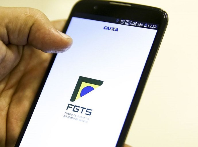 Caixa implementa saque do FGTS com biometria
