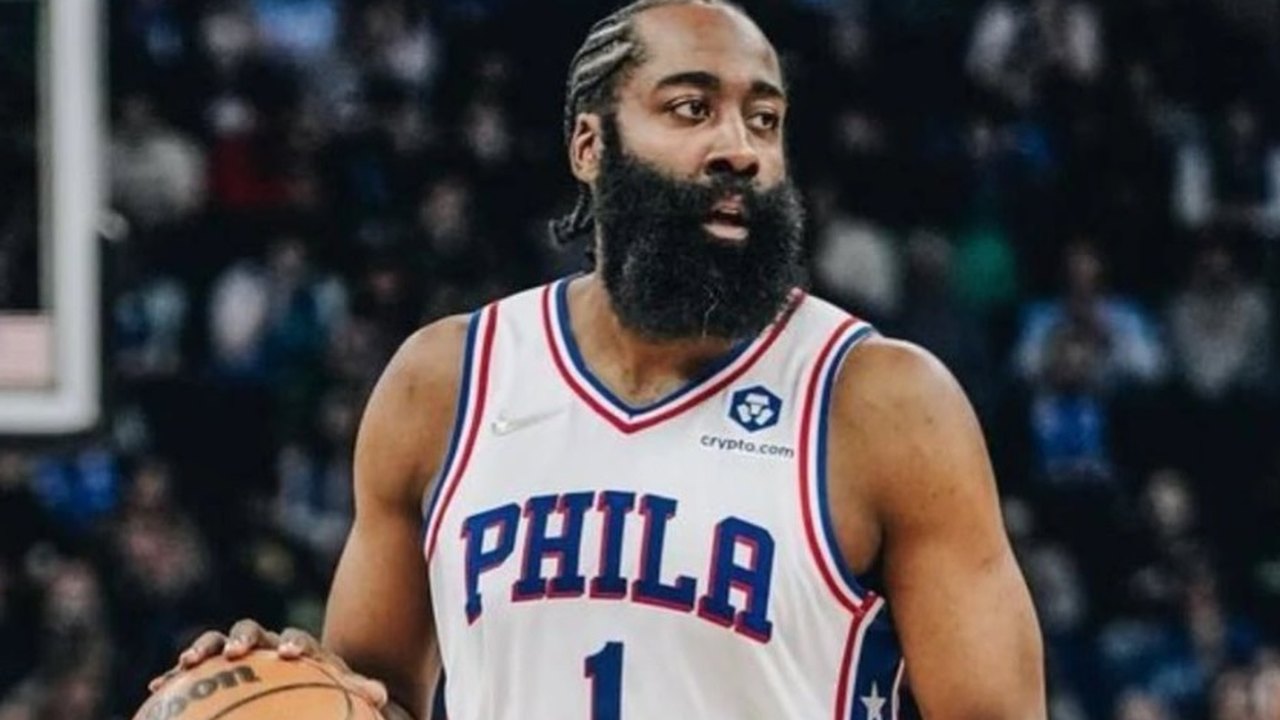 Harden conquista primeira vitória com os Clippers na NBA; LeBron lidera os Lakers