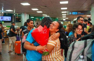 Estudantes comentam experiência na Inglaterra após imersão promovida pelo Maceió Abraça o Mundo