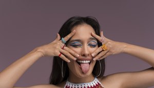 portrait-person-wearing-graphic-eye-makeup / Foto: Foto: Ilustrativa Freepik