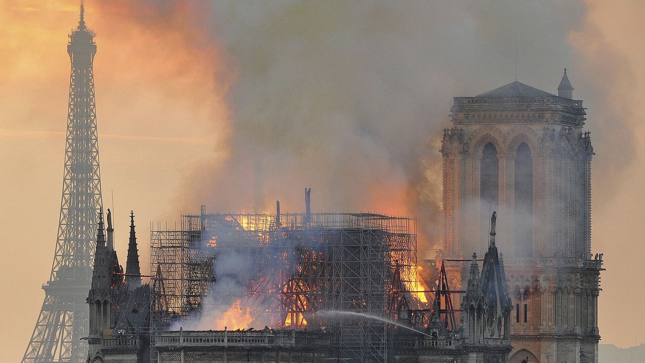 De Nova York ao Reichstag: confira os grandes incêndios que abalaram o mundo