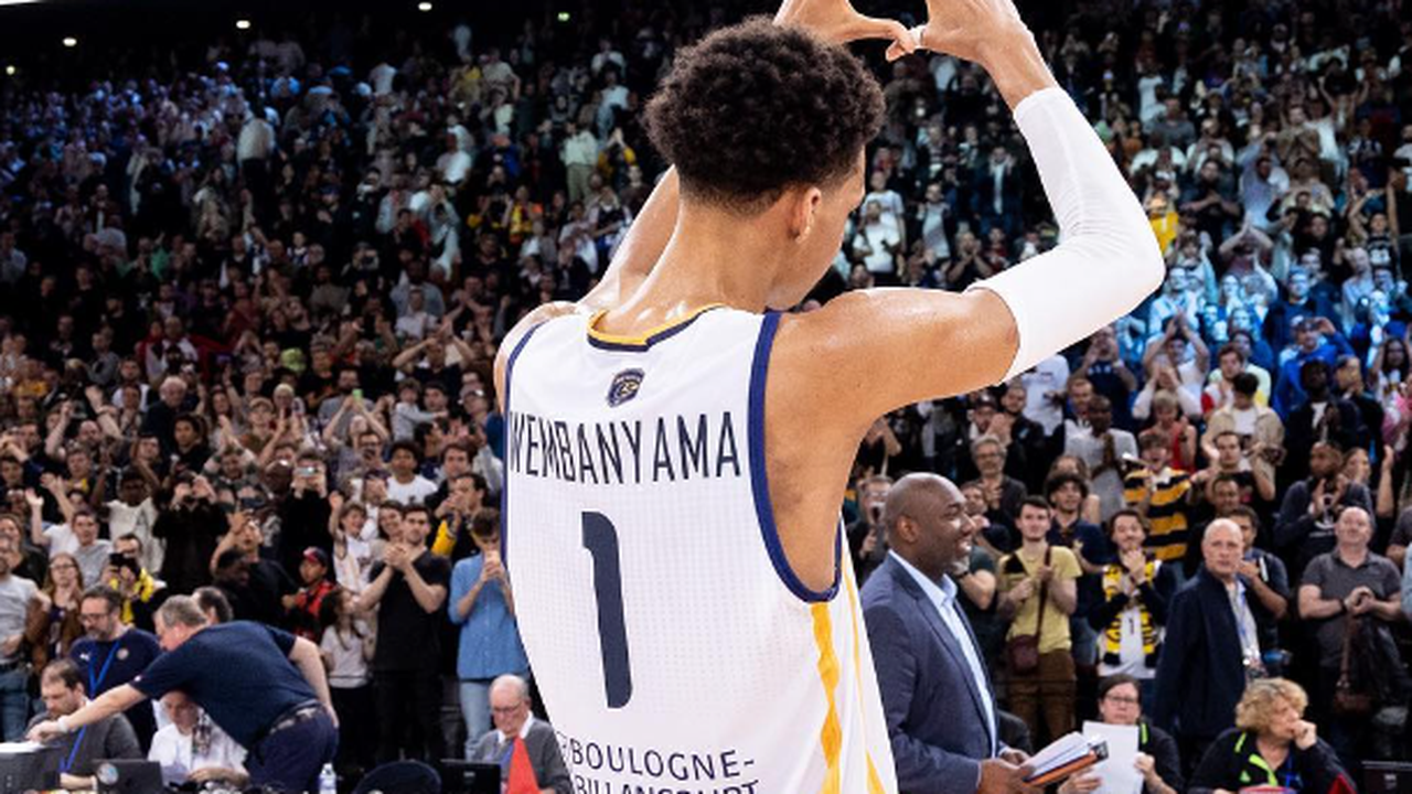 Entre promessas e derrotas: como foi o 1º mês na NBA de Wembanyama, estrela de 2,24m do Draft