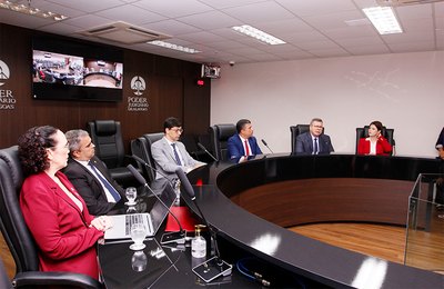 Instituições e membros da sociedade civil debatem o Plano Pena Justa em AL