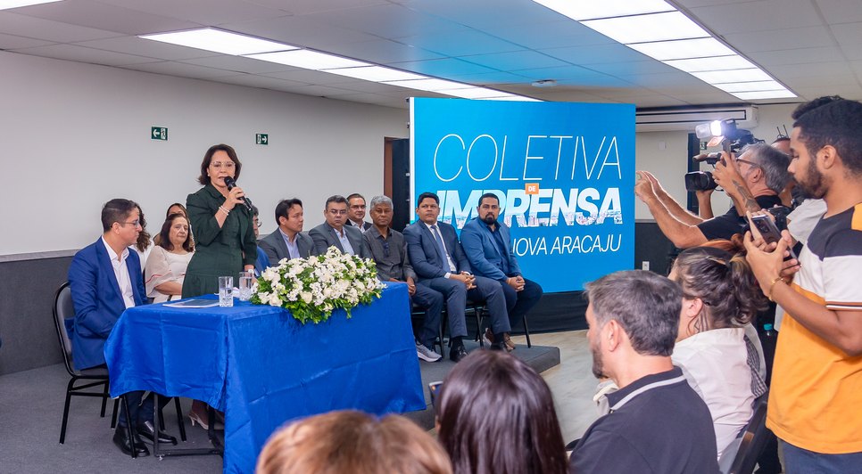 Coletiva geral / Foto: Foto: Diane Queiroz