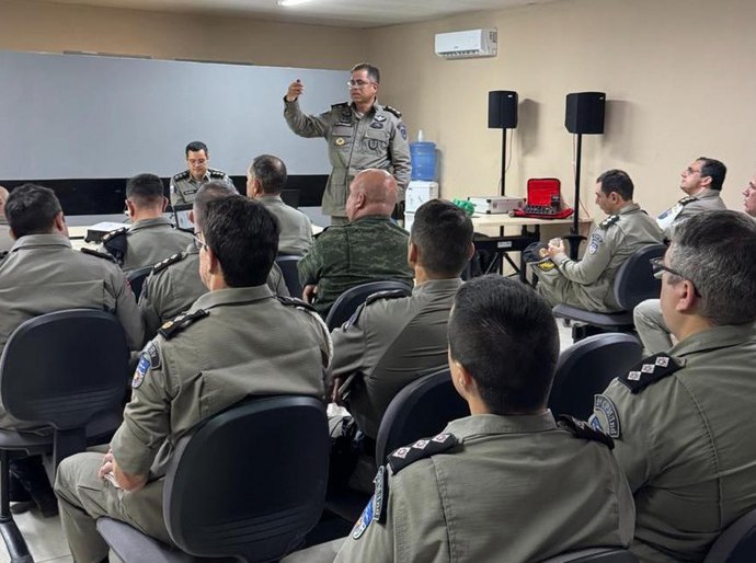 Comando da Região Metropolitana da PM traça estratégias em reunião de alinhamento operacional