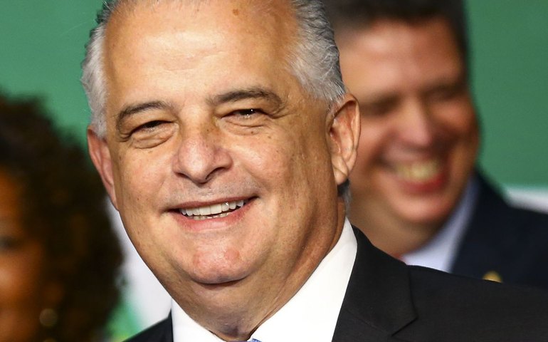 França: Tarcísio pode abrir mão de privatizar Porto de Santos por financiamento federal a túnel