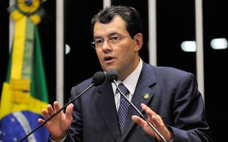 Ministro admite campanha de racionalização do uso de energia