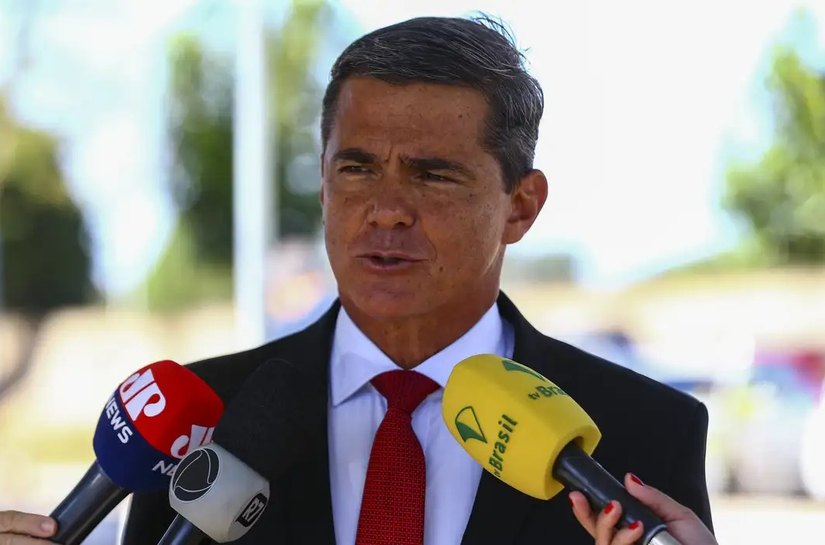 General diz que visitou acampamento golpista como cidadão