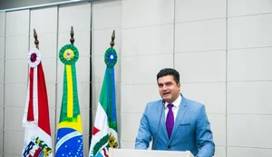 Rui Palmeira foi condenado a pagar cinco multas de R$ 5 mil por impulsionar conteúdos negativos contra JHC.