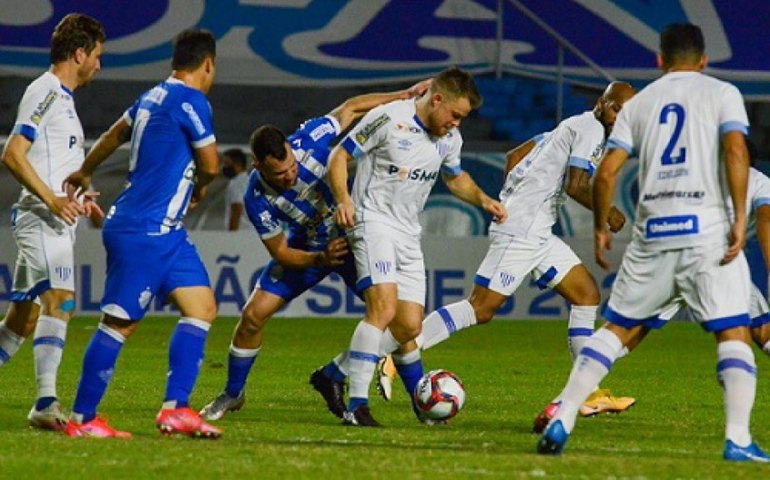 Cruzeiro empata com CSA e não quebra o recorde de pontos no 1º turno da Série B