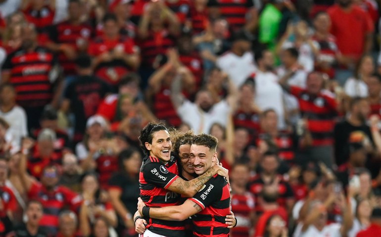 Flamengo vence Millonarios, fica em 2º no grupo e se classifica para as oitavas da Libertadores