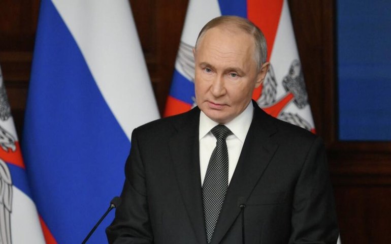 A Crimeia e a cidade de Sevastopol são de importância estratégica para toda a Rússia, diz Putin