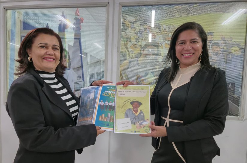 Arapiraca conquista 3º lugar no Prêmio Educador Transformador com projeto da EJA
