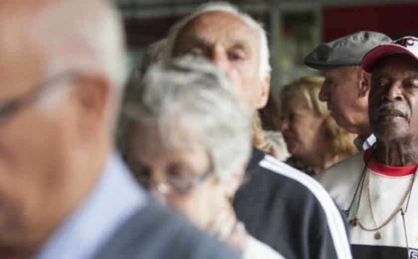 Governo paga em setembro primeira parcela do 13º dos aposentados