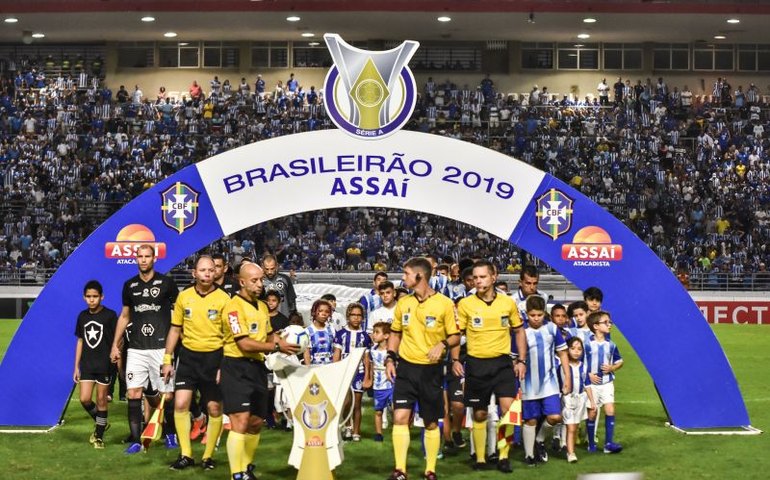 Árbitro de Minas Gerais apita CSA X Athletico-PR