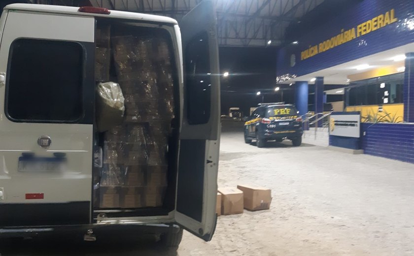 PRF apreende mais de mil unidades de panelas sem Nota Fiscal em Rio Largo/AL