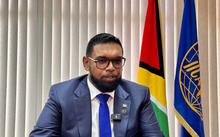 Presidente da Guiana vê as declarações de Maduro como 'uma ameaça direta'