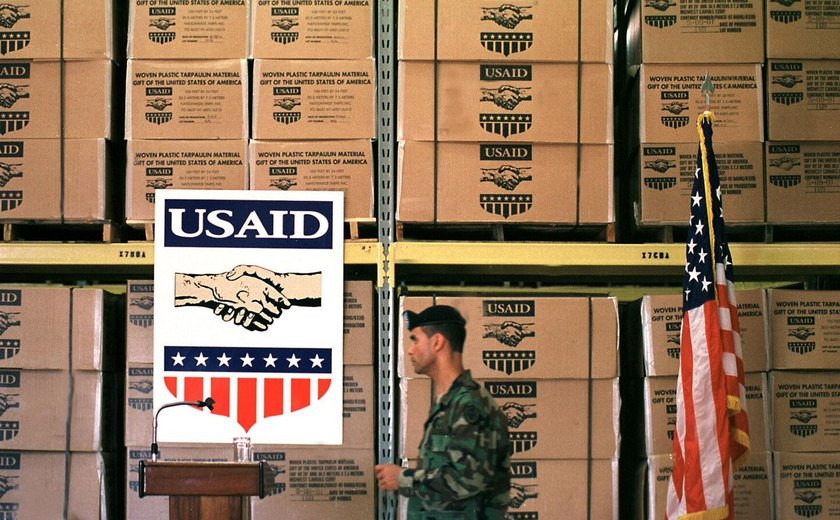 'Arma principal da guerra híbrida': o que muda na política externa dos EUA com o fim da USAID?