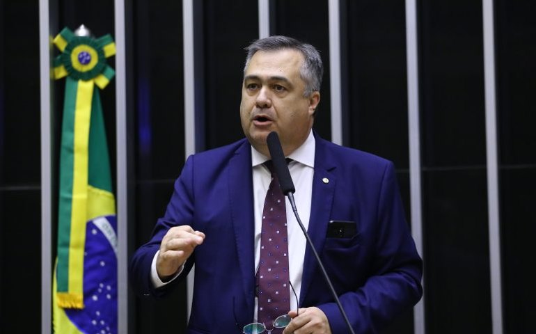 Proposta exige relatórios mensal e anual para os fiadores de imóveis