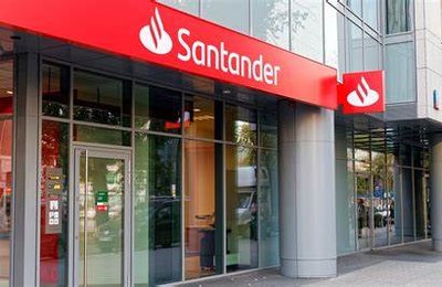 Santander abre inscrições para Programa de Trainee com salário de R$ 8,3 mil