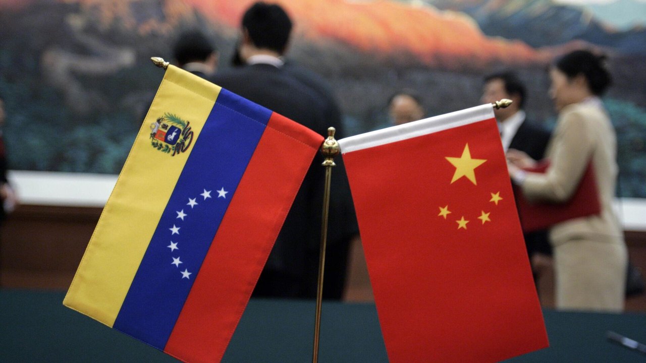 China: EUA devem parar de interferir nos assuntos internos da Venezuela