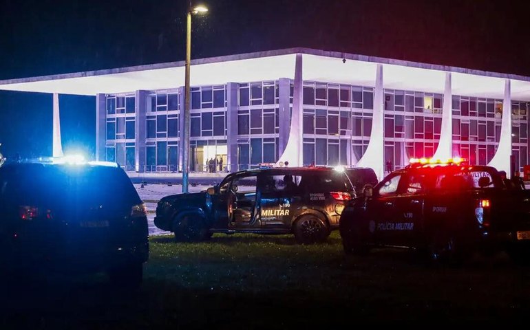 Ele não fez sozinho e quem participou vai pagar, dispara fonte do Planalto sobre ataque em Brasília