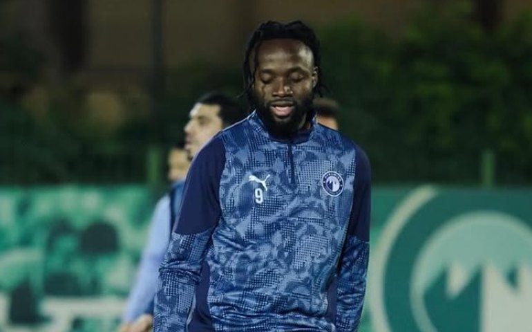 Conheça Mayele, artilheiro e destaque do Pyramids, rival do Flamengo no Intercontinental