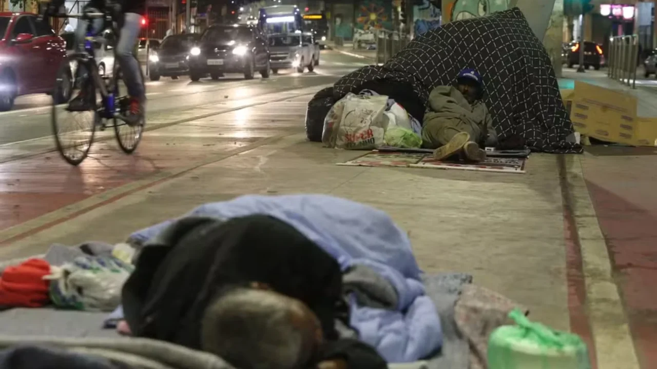 Projeto cria auxílios para garantir moradia digna e reinserção de pessoas em situação de rua