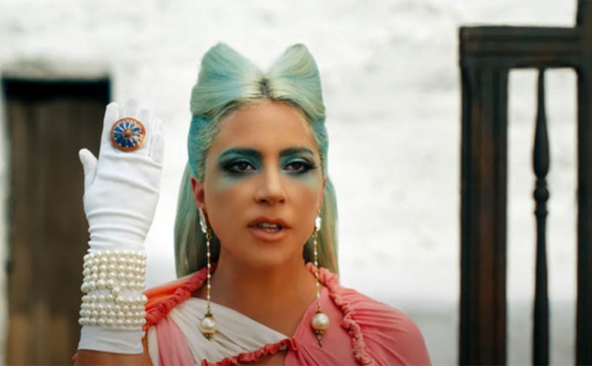 Lady Gaga lança clipe da música &#8216;911&#8217;; assista