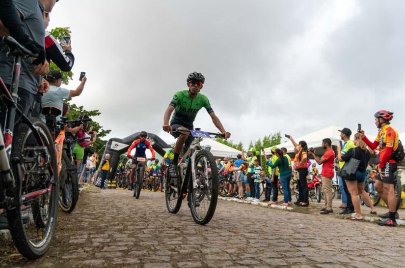 Competições esportivas abrem programação da 59ª Festa da Juventude e agita Santana do Ipanema