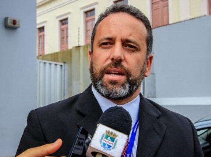 Procon Maceió orienta pais de alunos sobre lista de material escolar
