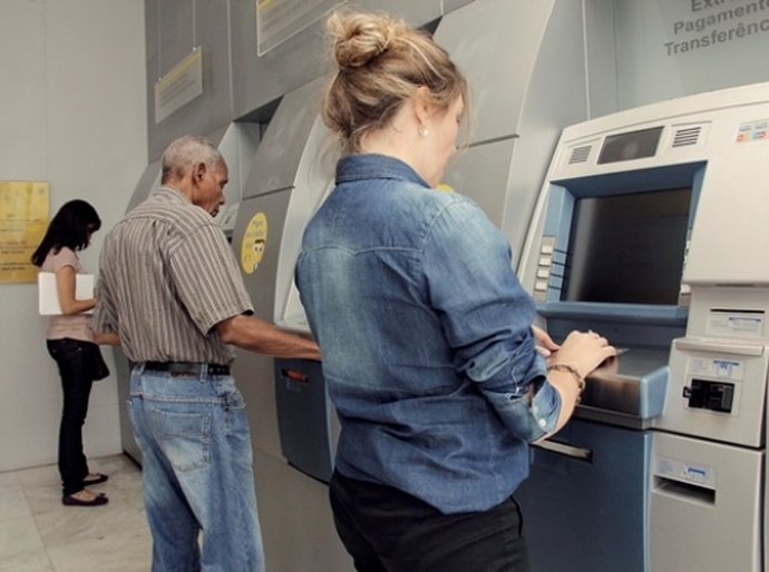Salários de agosto da segunda faixa serão liberados a partir de hoje